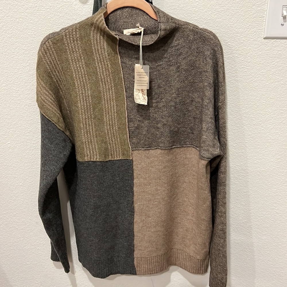 The Samuel Color Block Sweater in Stone